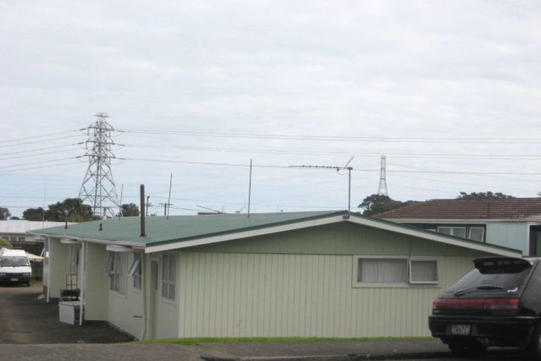 Photo of property in 26a Simons Street, Moturoa, New Plymouth, 4310