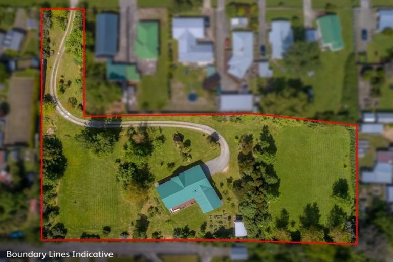 Photo of property in 109 Brandon Street, Featherston, 5710