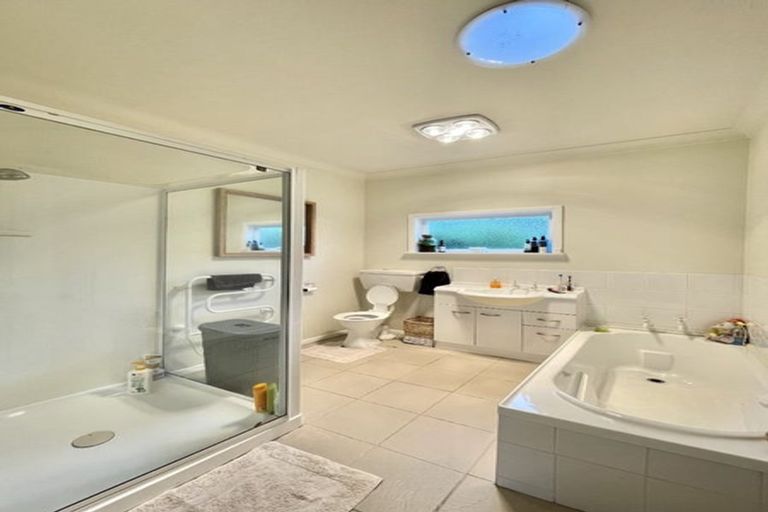 Photo of property in 12 Henry Street, Ebdentown, Upper Hutt, 5018