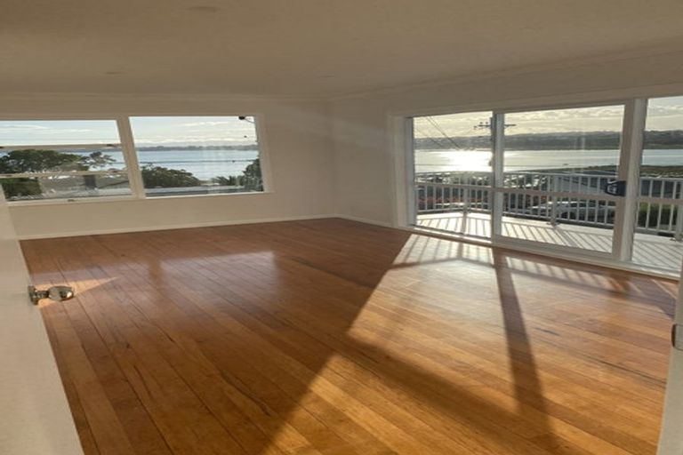 Photo of property in 1/17 Walter Street, Hauraki, Auckland, 0622