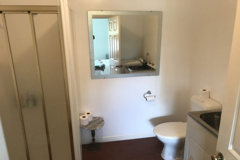 Photo of property in 16 Carter Road, Oratia, Auckland, 0604