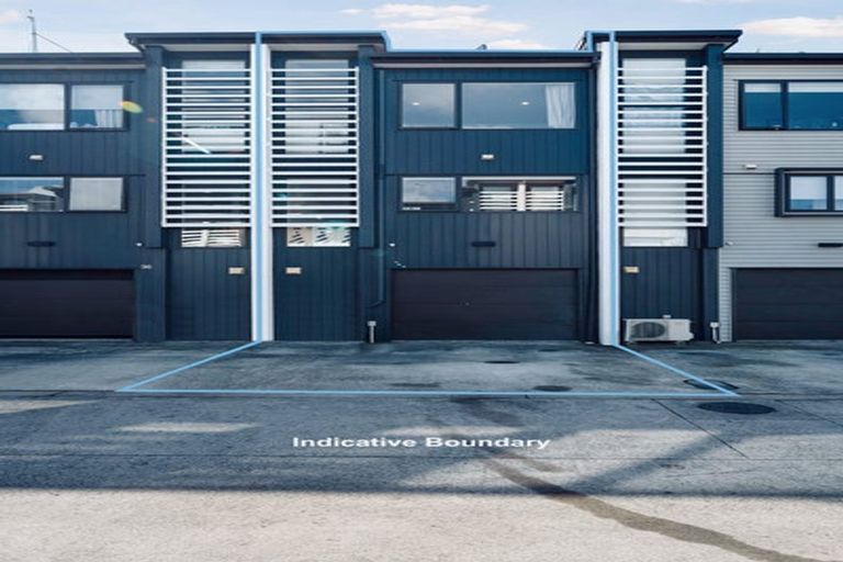 Photo of property in 34 Memorial Park Lane, Hobsonville, Auckland, 0618