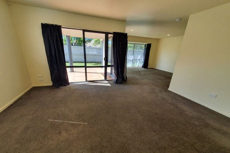 Photo of property in 10a Bevington Street, Avonhead, Christchurch, 8042