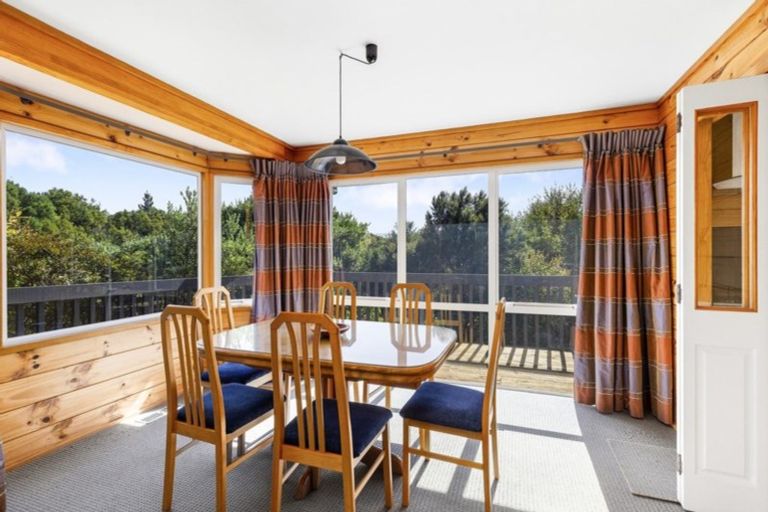 Photo of property in 9 Samwell Drive, Whitby, Porirua, 5024