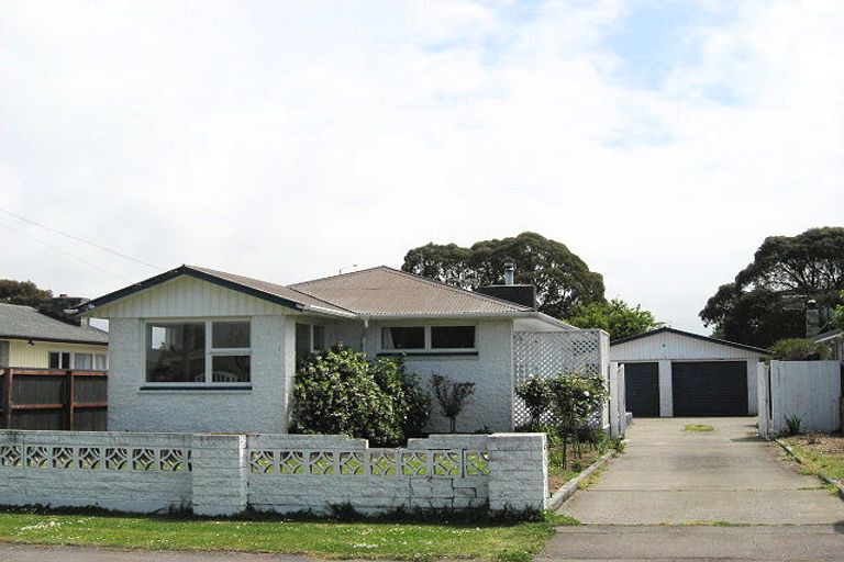 Photo of property in 28 Whitefield Street, Kaiapoi, 7630