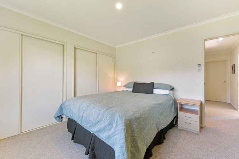 Photo of property in 21 Woodstock Place, Stoke, Nelson, 7011