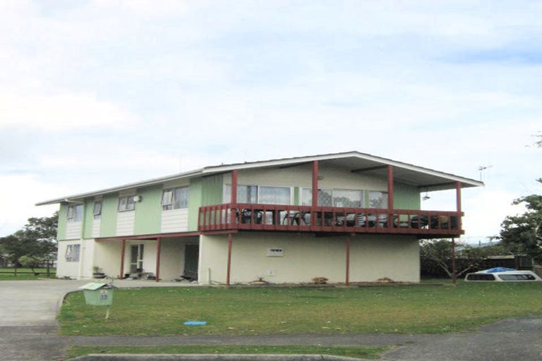 Photo of property in 15 Coleridge Place, Tikipunga, Whangarei, 0112