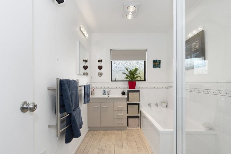 Photo of property in 3 Tenth Avenue, Tauranga, 3110