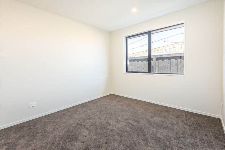 Photo of property in 8 Angus Place, Rangiora, 7400