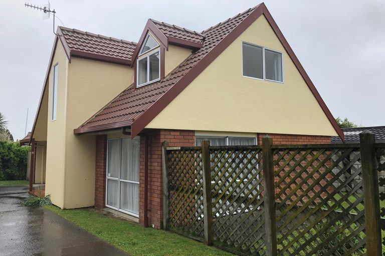 Photo of property in 2/466 Church Street, Palmerston North, 4410