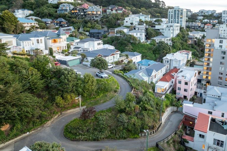 Photo of property in 4 Baring Street, Oriental Bay, Wellington, 6011