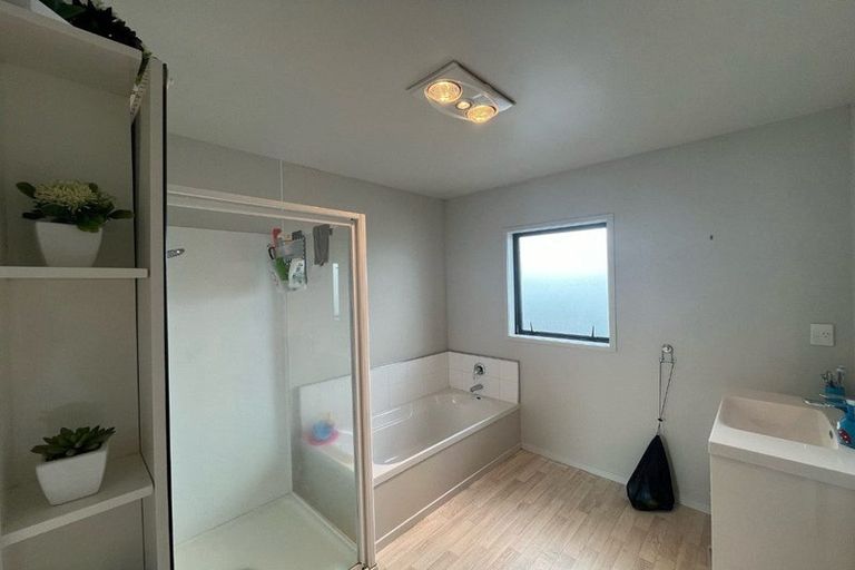 Photo of property in 163a Torkar Road, Clarks Beach, 2122