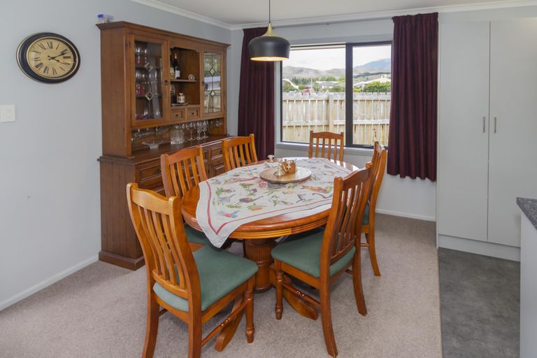 Photo of property in 70 Gordon Street, Kurow, 9435