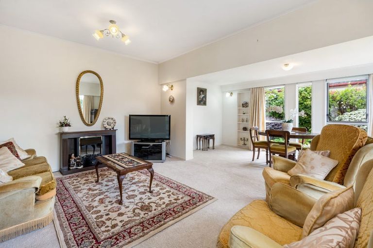 Photo of property in 83a Hatea Drive, Regent, Whangarei, 0112