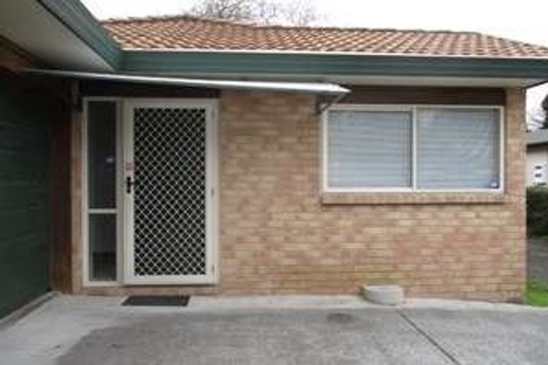 Photo of property in 2/75 Jellicoe Road, Manurewa, Auckland, 2102