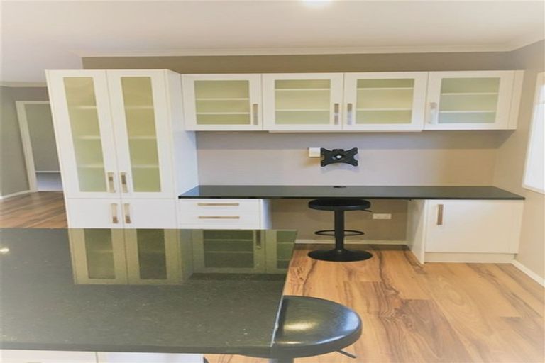 Photo of property in St Claire Village, 171/172 Mcleod Road, Te Atatu South, Auckland, 0610