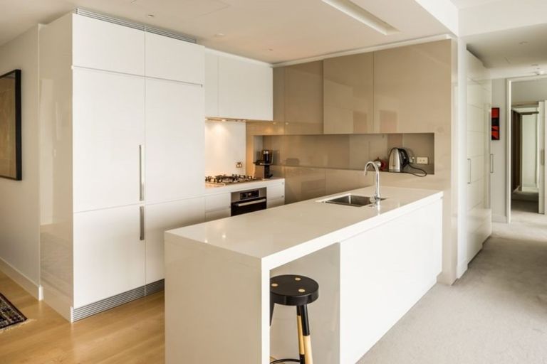 Photo of property in Clyde Quay Wharf, 1a/6 Clyde Quay Wharf, Te Aro, Wellington, 6011