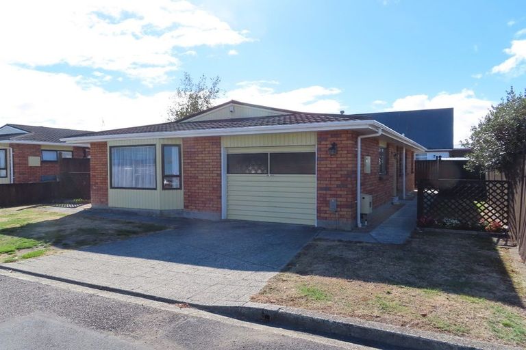 Photo of property in 2/715a Fergusson Drive, Elderslea, Upper Hutt, 5018