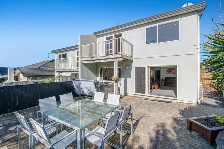 Photo of property in 8 Tiller Court, Gulf Harbour, Whangaparaoa, 0930