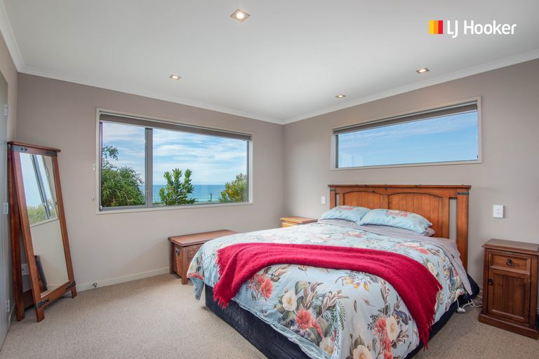 Photo of property in 966 Taieri Mouth Road, Kuri Bush, Brighton, 9091