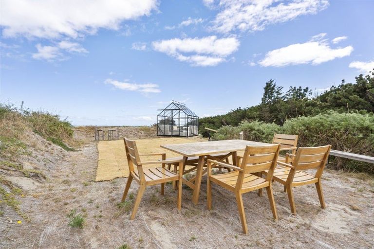 Photo of property in 8 Signal Street, Foxton Beach, Foxton, 4815