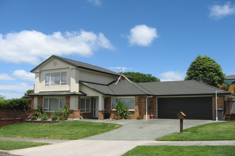 Photo of property in 2 Bonaparte Drive, Pukekohe, 2120