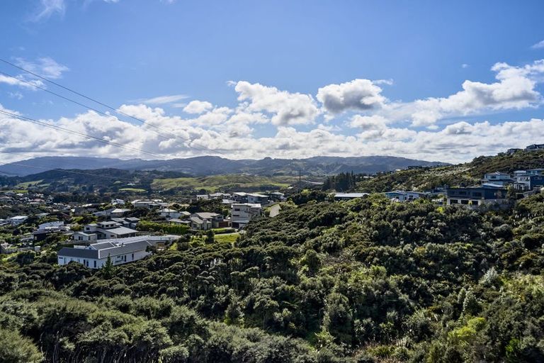 Photo of property in 9 Polestar Lane, Whitby, Porirua, 5024