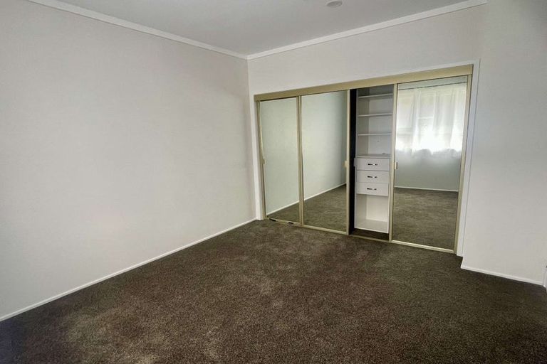 Photo of property in 35 Tabitha Crescent, Henderson, Auckland, 0612