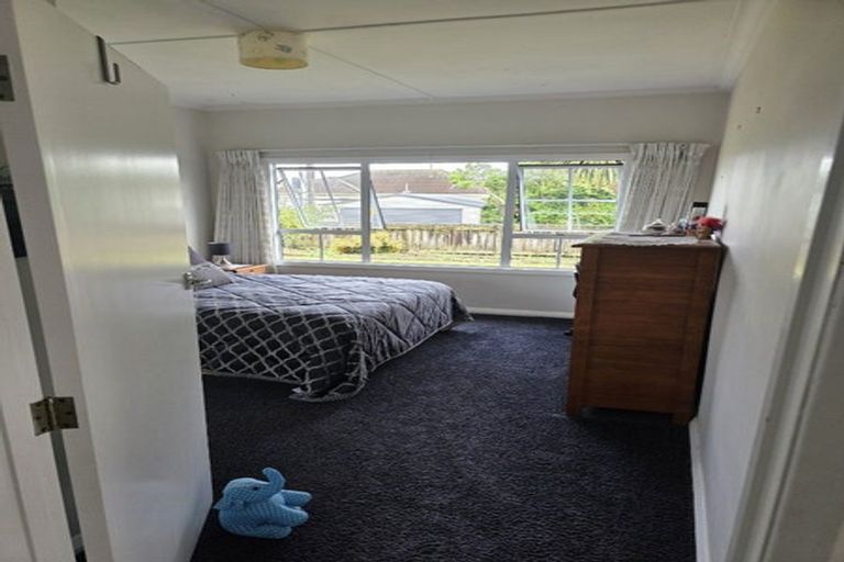 Photo of property in 28 List Street, Welbourn, New Plymouth, 4310