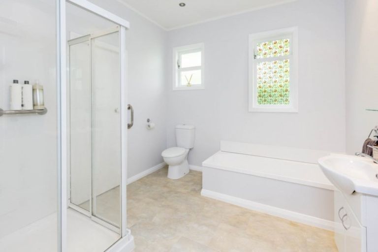 Photo of property in 23 Cruickshank Road, Clouston Park, Upper Hutt, 5018