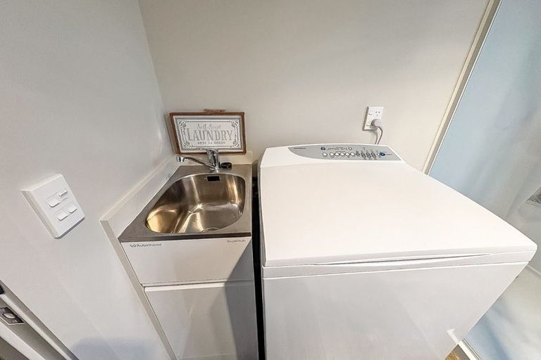 Photo of property in 5a Marine Parade North, Foxton Beach, Foxton, 4815