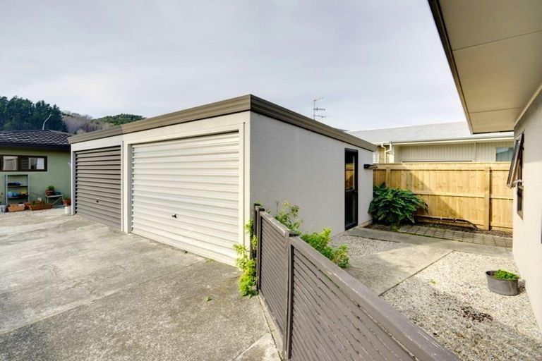 Photo of property in 2/50 Tasman Street, The Wood, Nelson, 7010