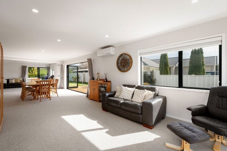 Photo of property in 6 Vantage Place, Omokoroa, 3114