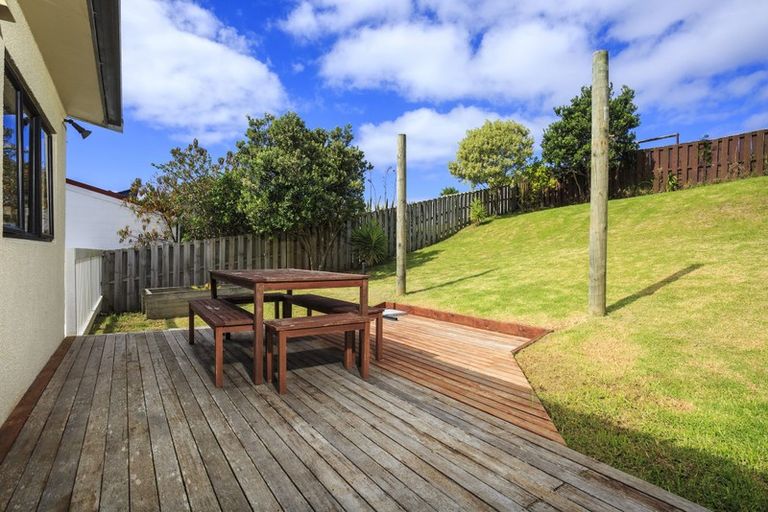 Photo of property in 9 Danbury Drive, Torbay, Auckland, 0630