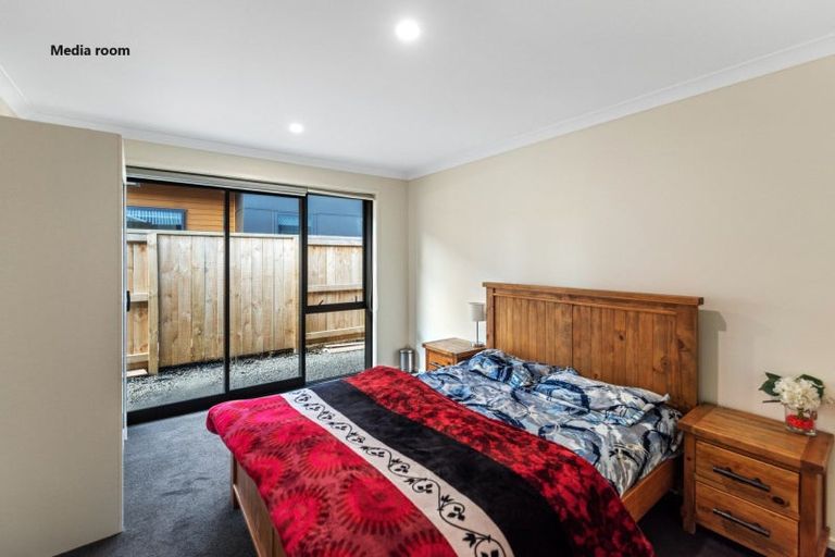 Photo of property in 263 Te Okuroa Drive, Papamoa, 3118