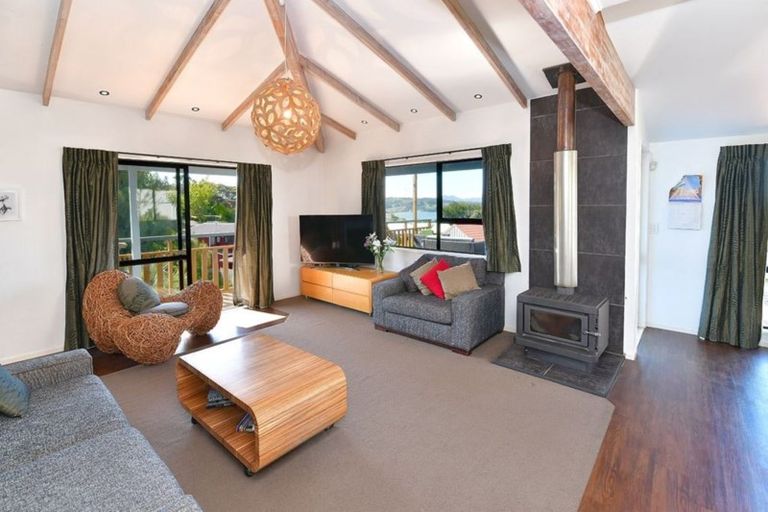 Photo of property in 1 Inca Place, Snells Beach, 0920