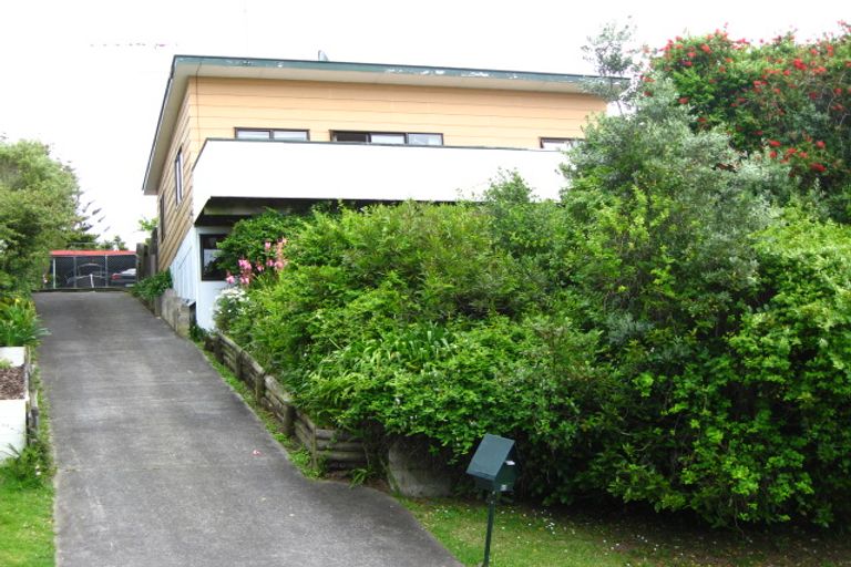 Photo of property in 43 Everard Avenue, Army Bay, Whangaparaoa, 0930