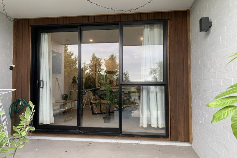 Photo of property in 7/1 Genevieve Lane, Hobsonville, Auckland, 0616