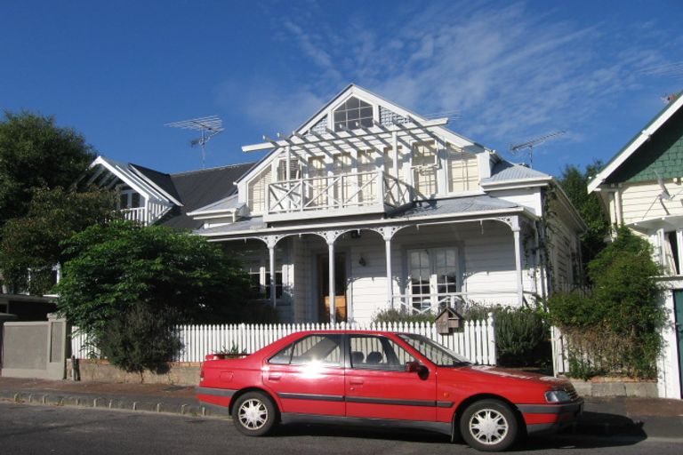 Photo of property in 20 Ring Terrace, Saint Marys Bay, Auckland, 1011