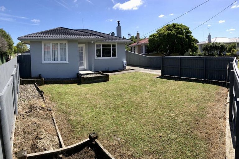 Photo of property in 35 Kettle Avenue, Awapuni, Palmerston North, 4412