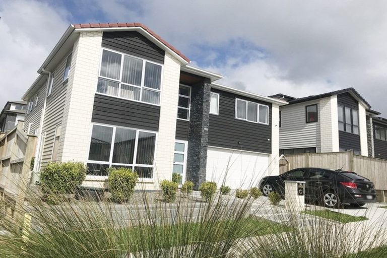 Photo of property in 12 Carrygawley Road, Flat Bush, Auckland, 2019