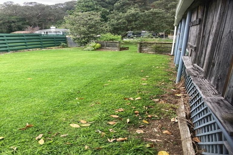 Photo of property in 15 Sarjants Road, Te Puru, Thames, 3575