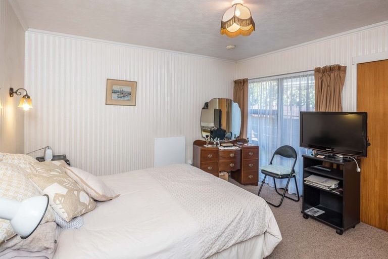 Photo of property in 68a Rimu Road, Raumati Beach, Paraparaumu, 5032