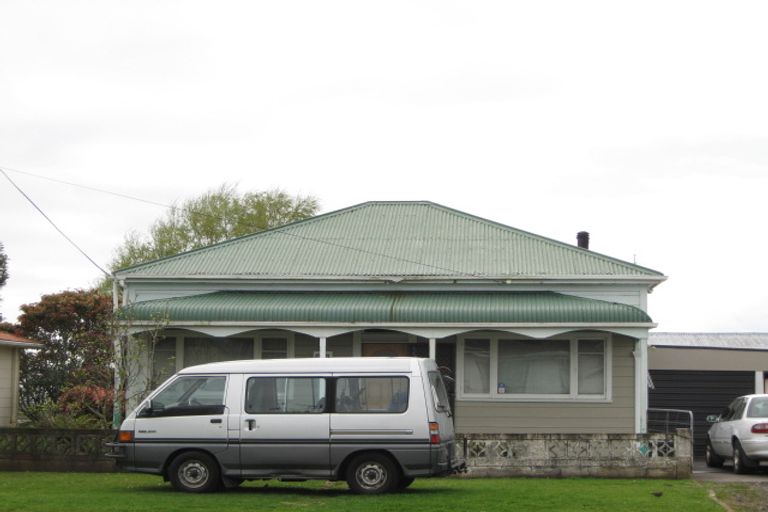 Photo of property in 30 Cracroft Street, Waitara, 4320