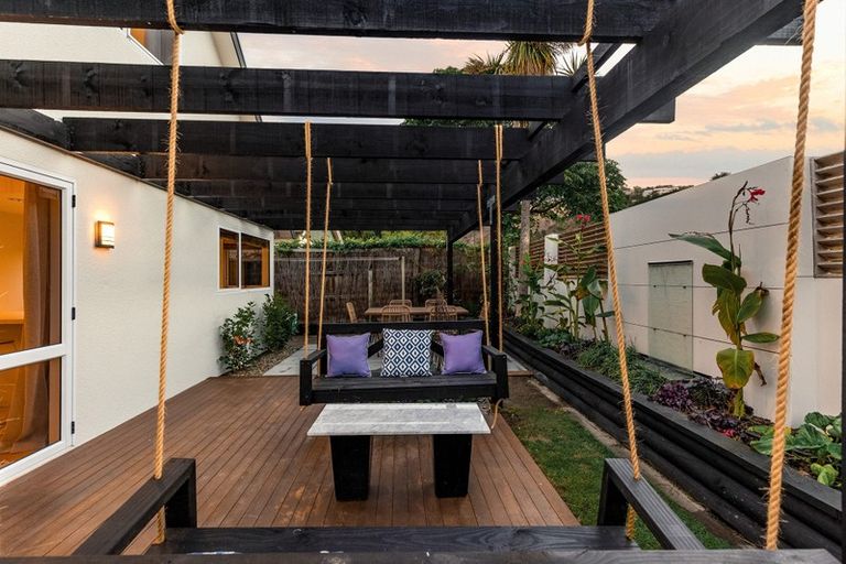 Photo of property in 2/16 Wakatu Avenue, Moncks Bay, Christchurch, 8081