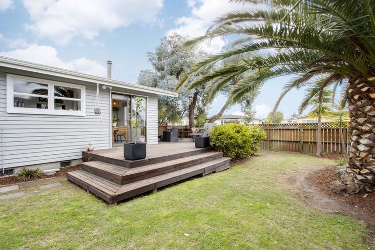 Photo of property in 1 Jellicoe Place, Tamatea, Napier, 4112