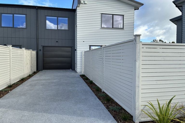 Photo of property in 131 Waituarua Drive, Takanini, Auckland, 2112
