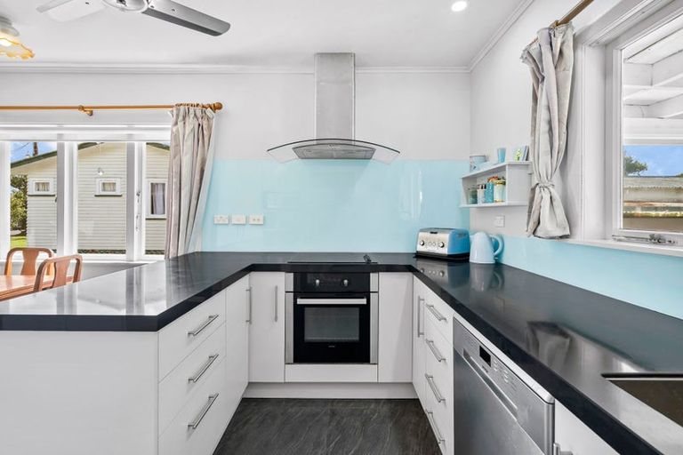 Photo of property in 6 Cobham Place, Tikipunga, Whangarei, 0112