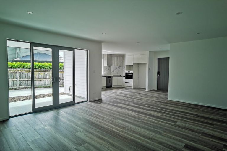 Photo of property in 25b Lillian Place, Orewa, 0931