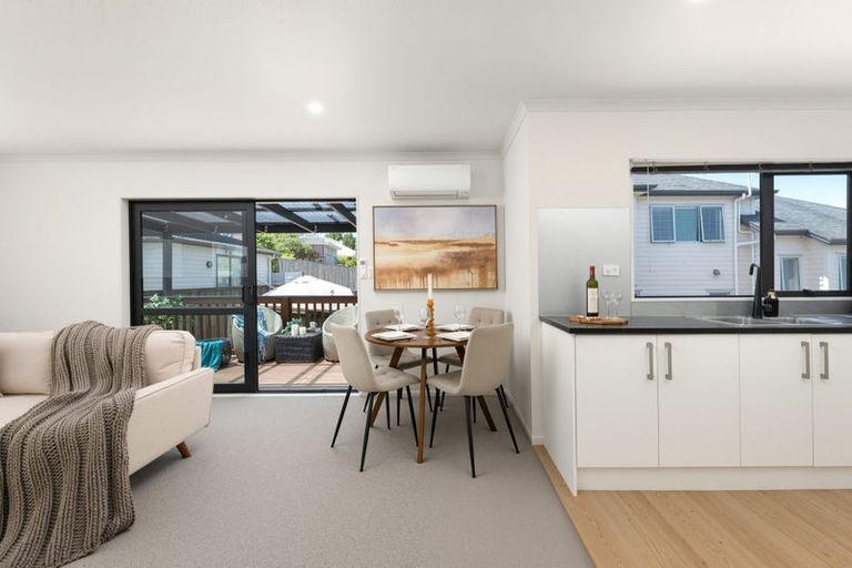 Photo of property in 5a James Laurie Street, Henderson, Auckland, 0612